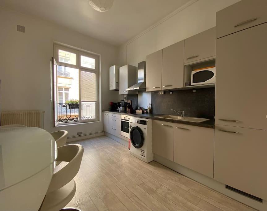 The Maiden'S Apartment Rouen Exterior photo